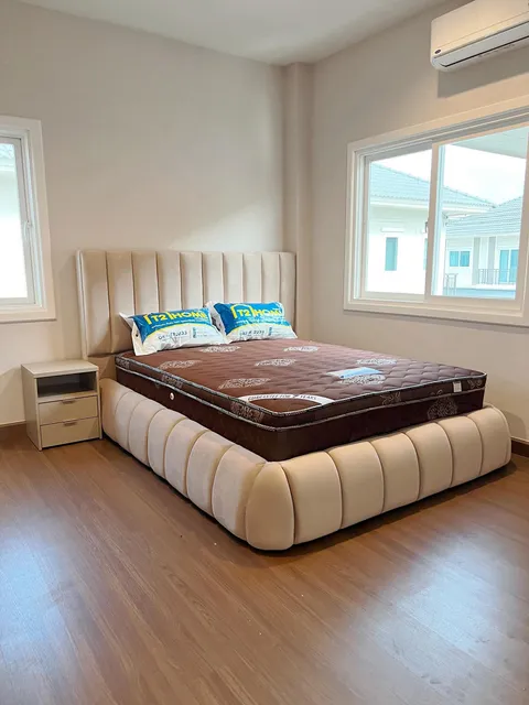เตียงหัวบุ Cloud Channel – ชุดห้องนอน GM Furniture